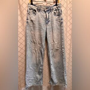 American Eagle Light Wash Wide Leg Jeans